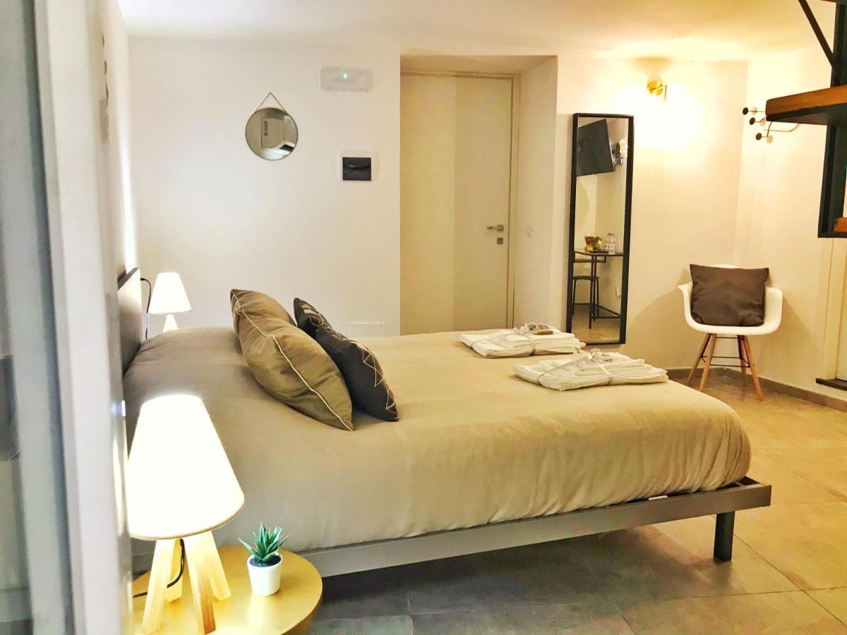 Bed & Breakfast In Centro Salerno